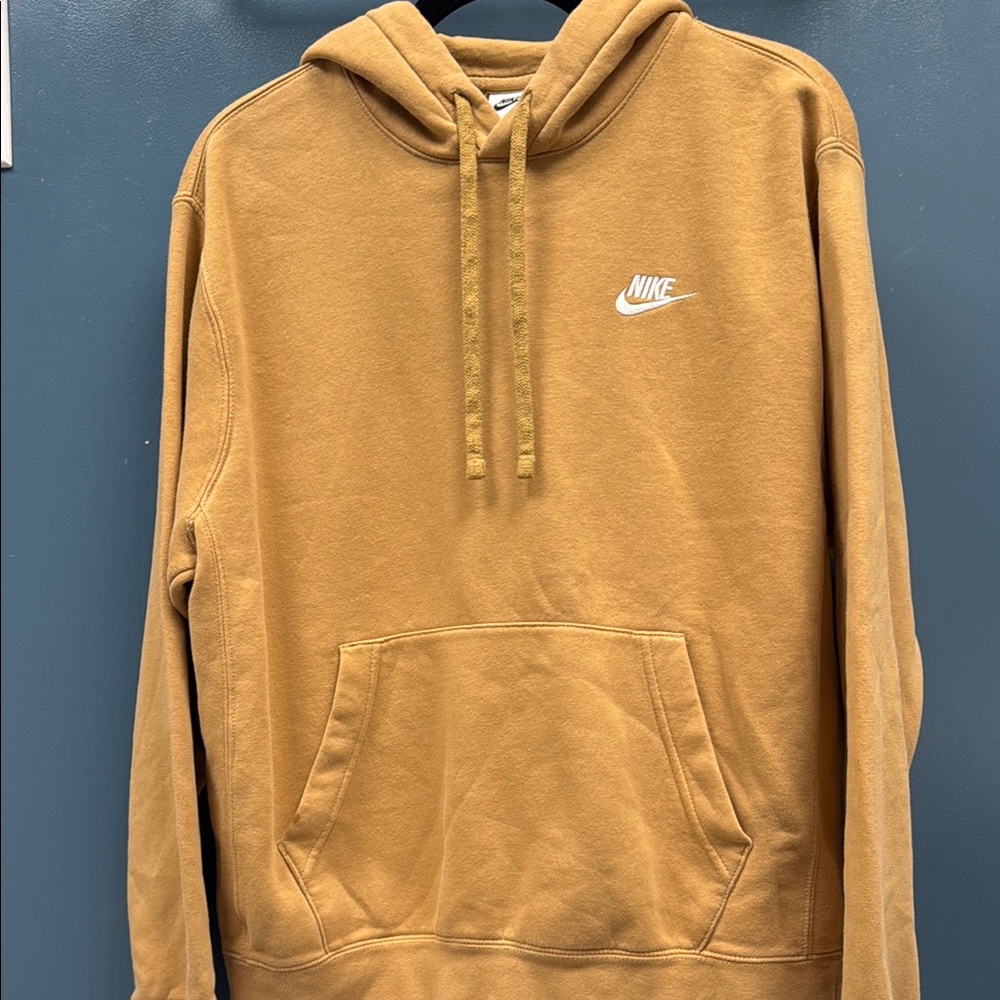 Nike Tan Pullover Hoodie with Drawstrings and Relaxed Fit
